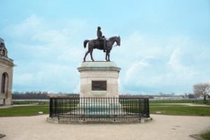 Duc d'Aumale, statue équestre Chantilly